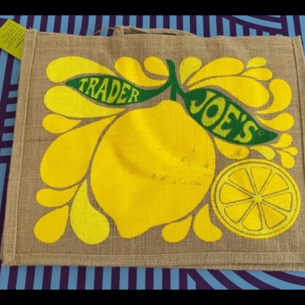 Trader Joe’s Lemon & Lime Jute Tote Bag – NEW WITH TAGS - Picture 3 of 5